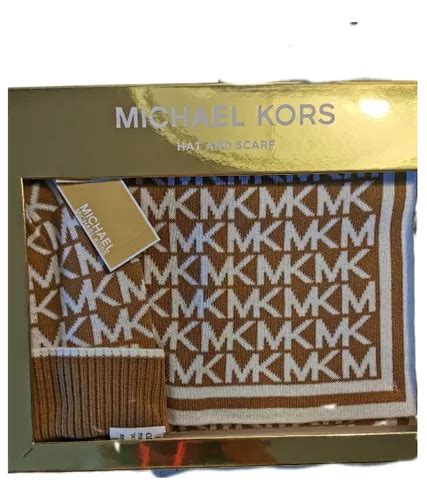 set bufanda y gorro michael kors